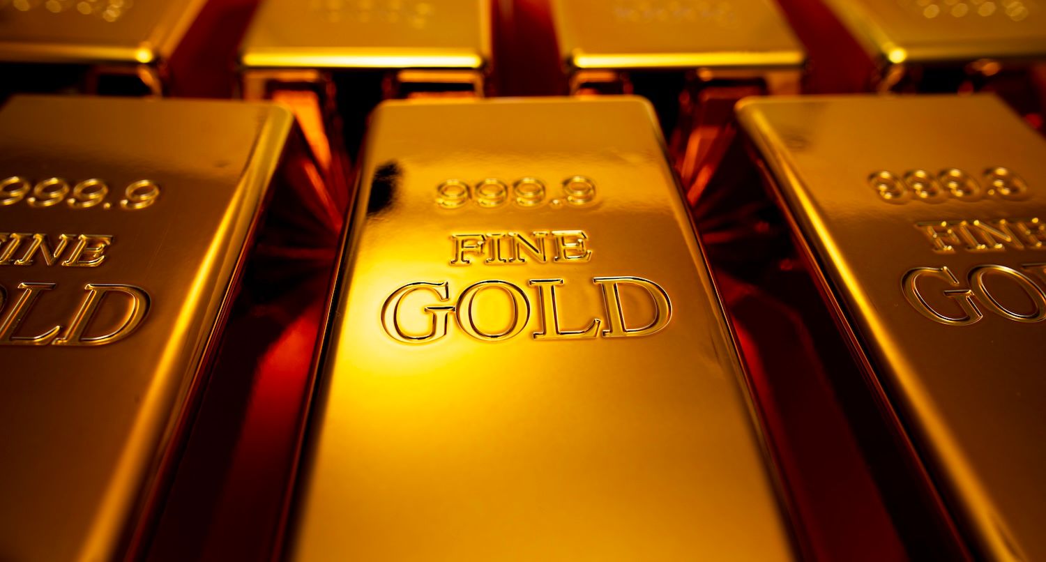 比特币ETF月度吸金13.2亿，超越黄金成新宠