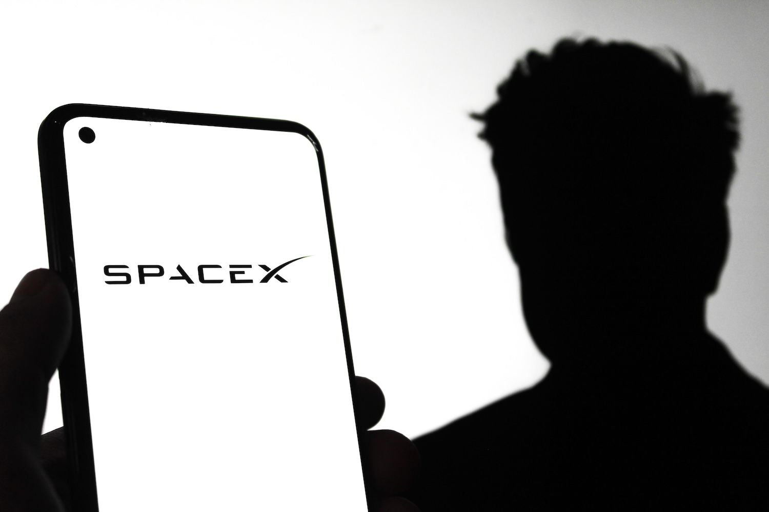 SpaceX冲刺1.75万亿估值：IPO定价引发市场分歧