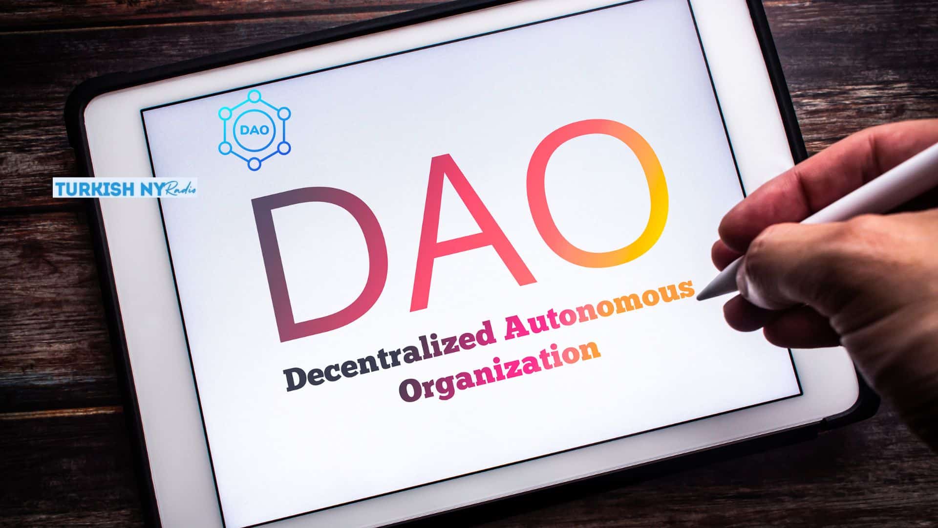 DAO治理重塑组织未来：去中心化如何改变权力结构