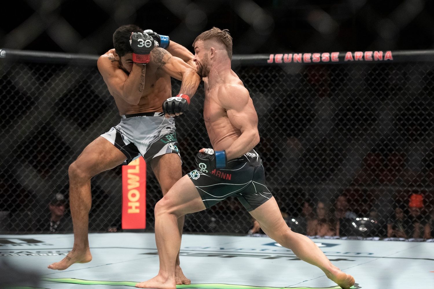 UFC蝇量级对决赔率逼近，预测市场博弈升温