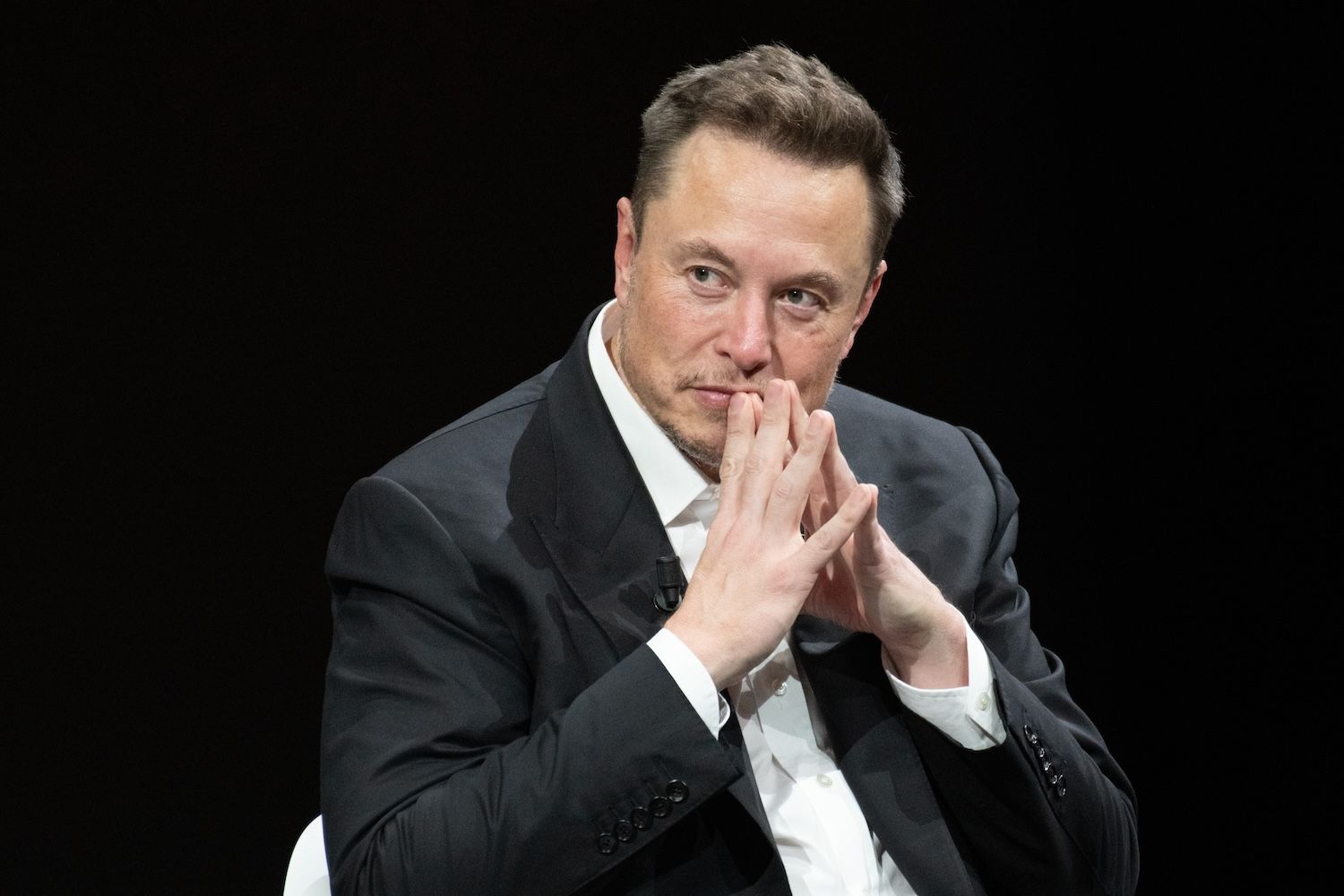 马斯克身家腰斩至6840亿，SpaceX上市七周即现暴跌
