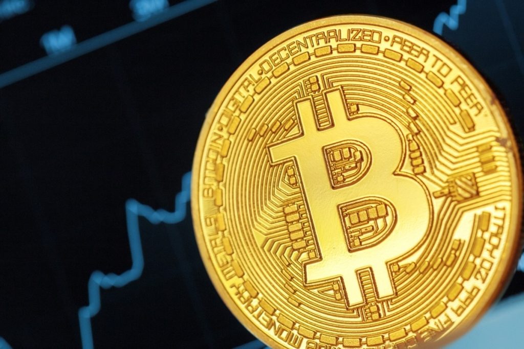 比特币期权隐含波动率走低，6万至7万美元成关键博弈区