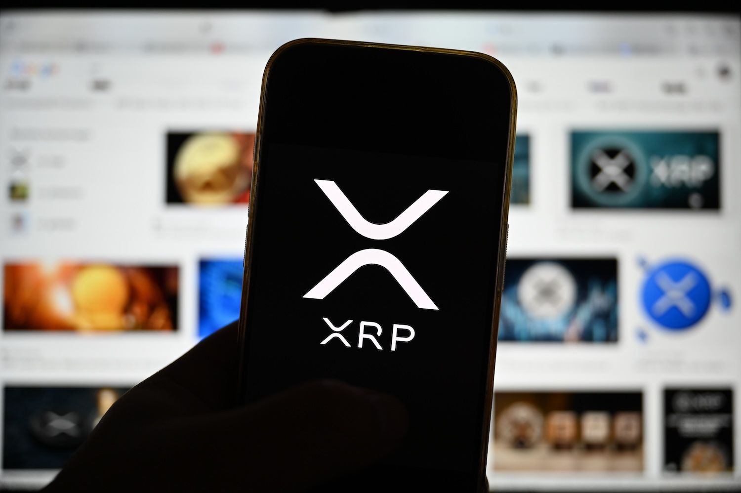 RLUSD供应激增30%市值破20亿，XRP突破后面临清算潮