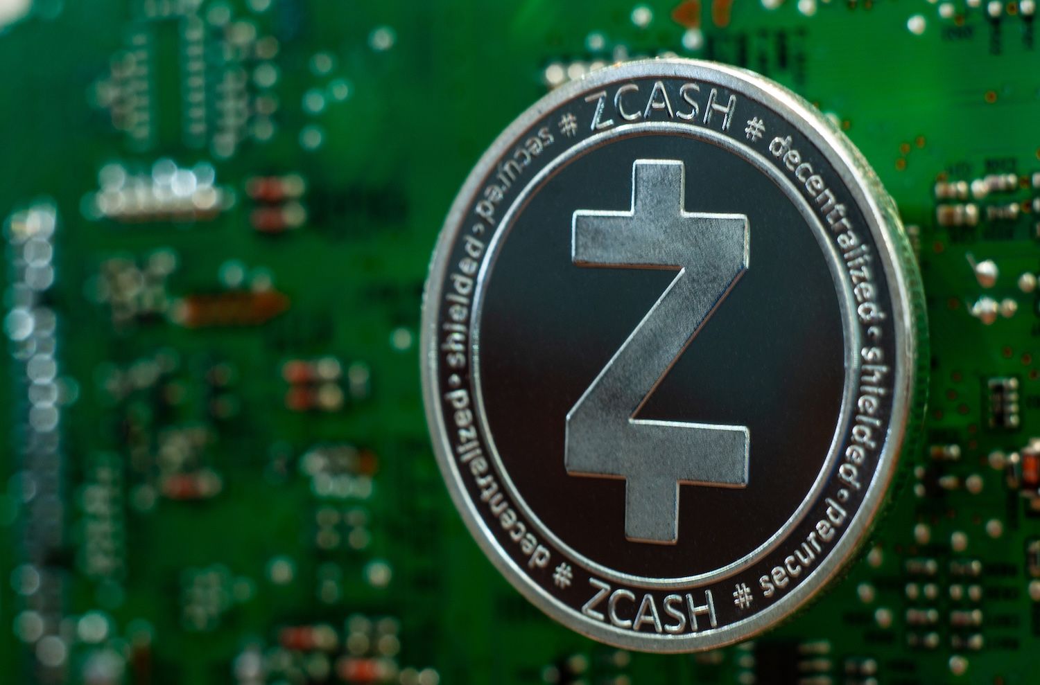Zcash突破千美元大关，Grayscale新ETF创纪录