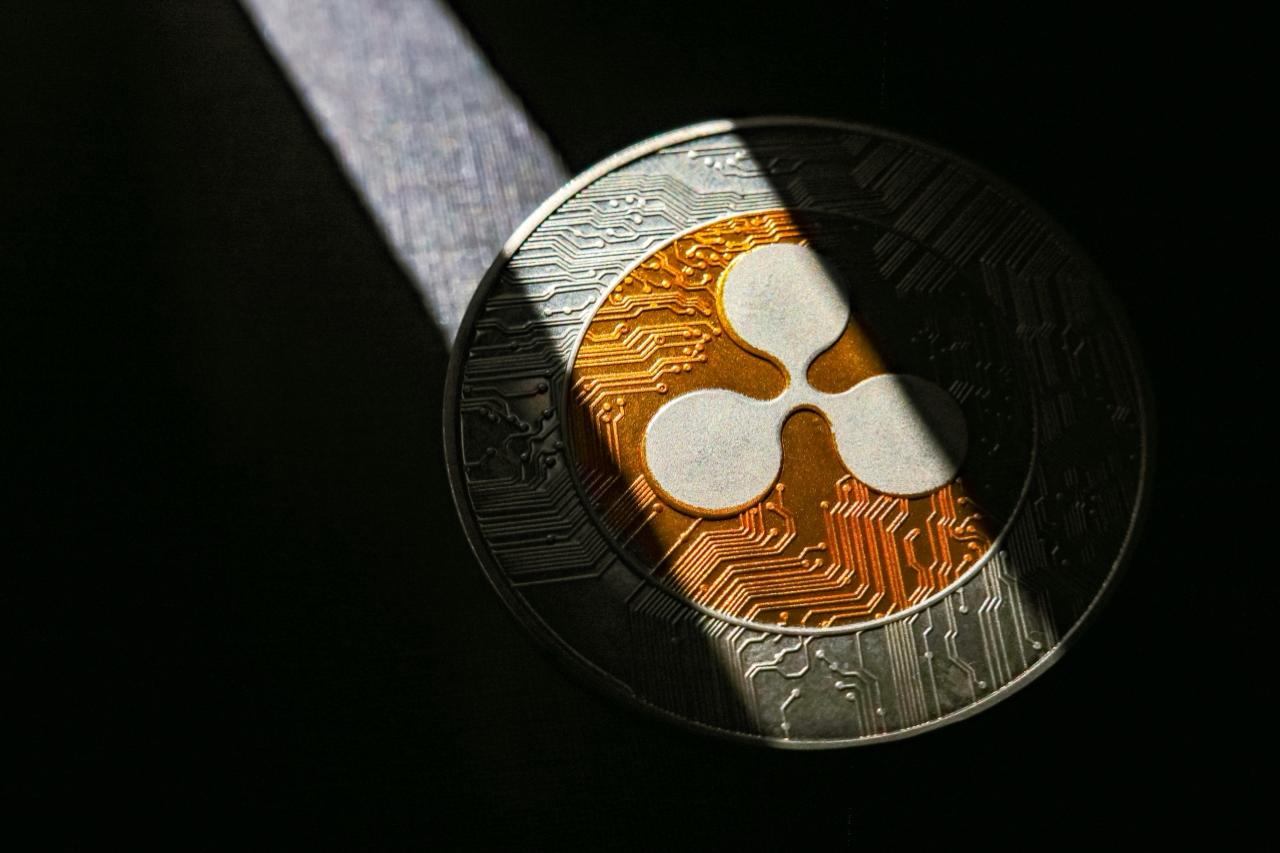 XRP价格分析：1.35美元面临币安资金流入激增