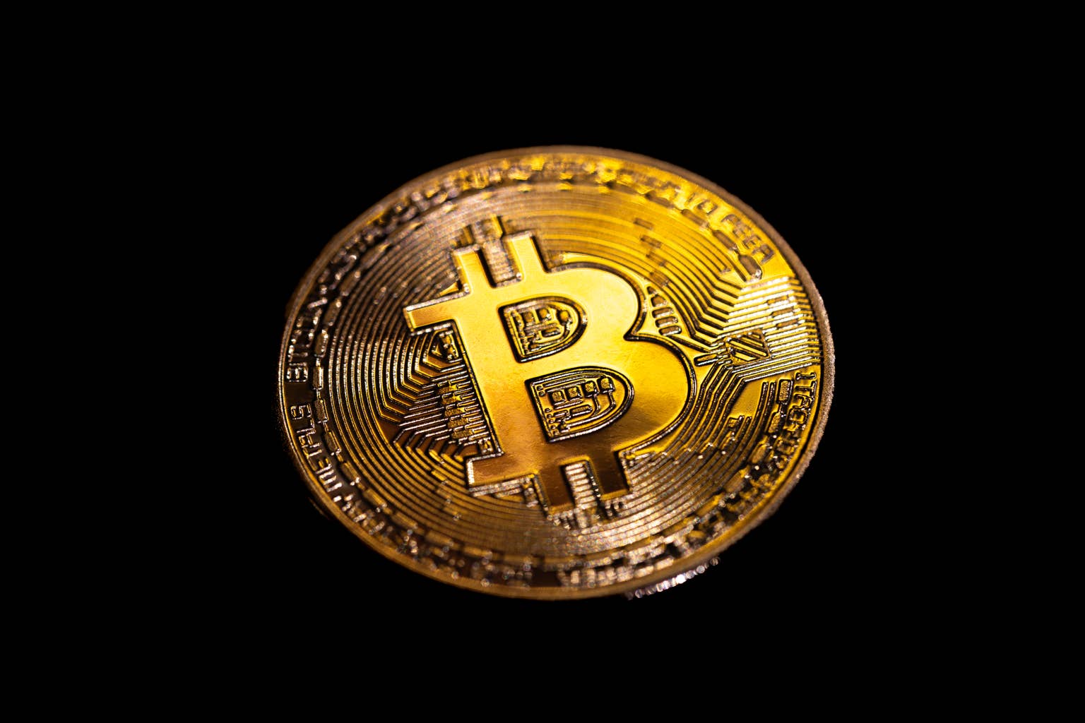 比特币或再现400%涨幅，分析师发现熟悉周期模式